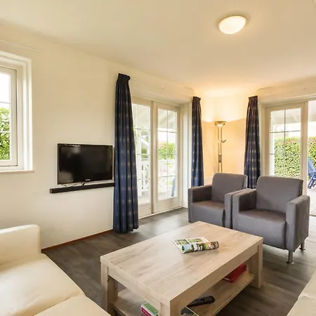 Restyled With Soundbar 500m From The Villa *